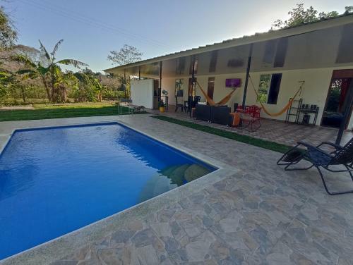 Sina� Caba�a Campestre