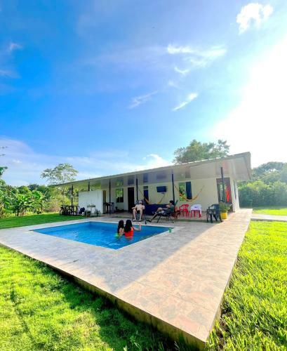 Sina� Caba�a Campestre