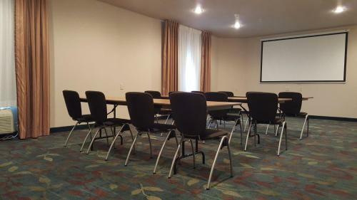 Candlewood Suites Hot Springs