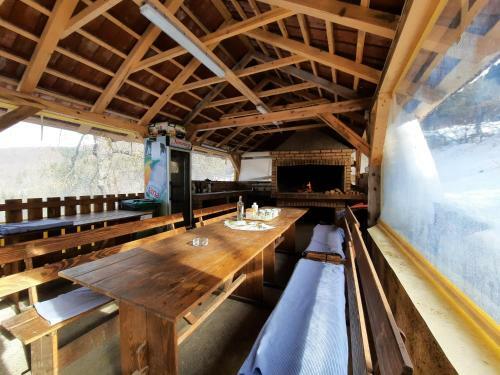 Hostal Planinarski Dom Skrad