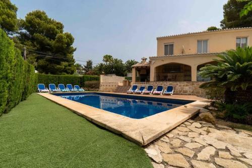 Pla Del Mar Villa