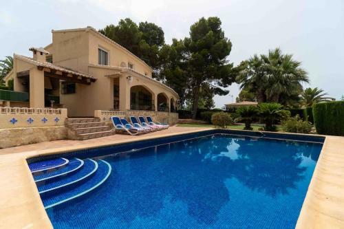 Pla Del Mar Villa