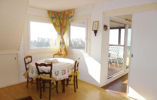 Apartment Rue Des Villas