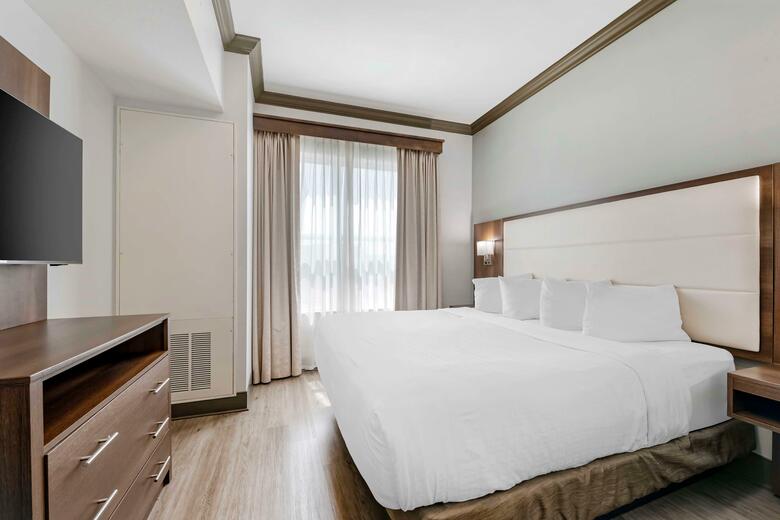 Hotel Best Western Plus First Coast Inn And Suites