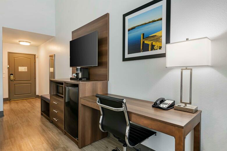 Hotel Best Western Plus First Coast Inn And Suites