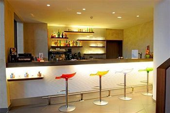 Hotel Amn�ville Plaza