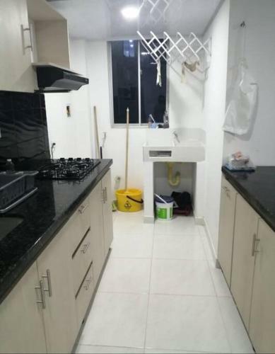 Hermoso Apartamento En Cove�as Con Piscina