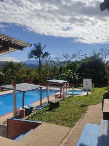 Agradable Casa de Campo Con Piscina, Campo de Tejo