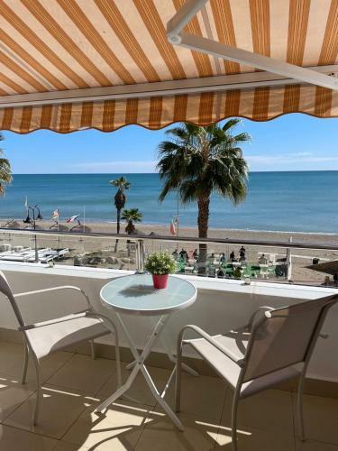 Apartamento Roca Chica. Studio - First Line Beach