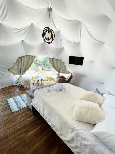 La Sierra Rest Glamping Entre Rocas