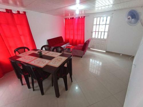 Hospedaje San Pacho Casa Familiar
