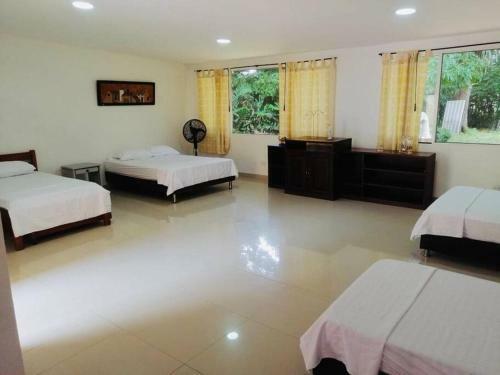 Agradable Finca Campestre Familiar Con Piscina