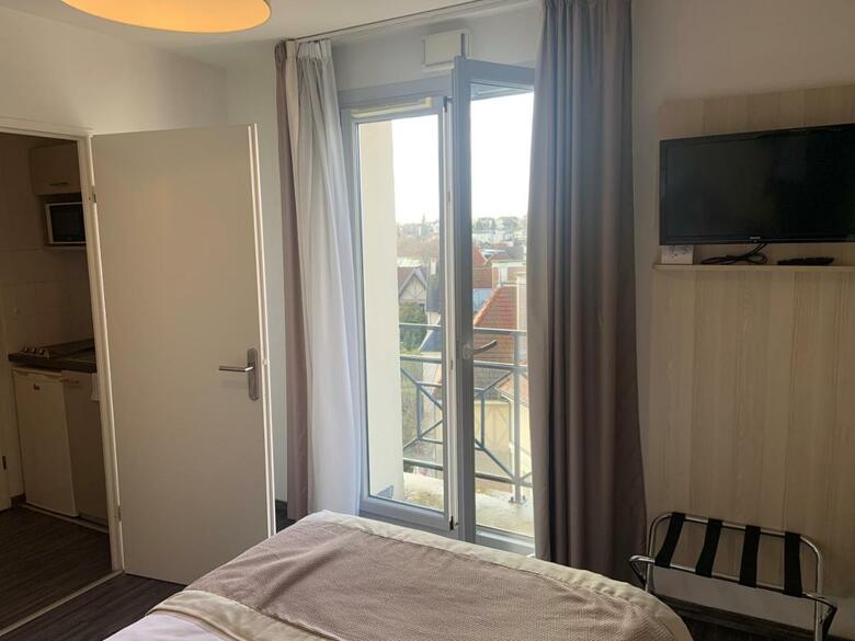 Aparthotel Residhome Neuilly Bords De Marne