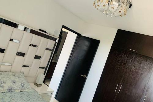 Apartamento Amoblado De Lujo, Excelente Ubicaci�n
