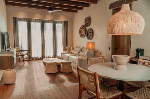 Hotel Makani Luxury Wanderlust