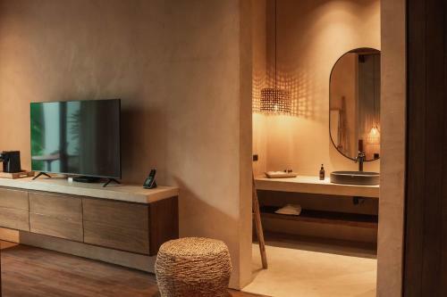 Hotel Makani Luxury Wanderlust