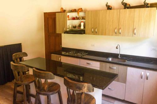 Villa Hermosa Casaquinta Con Piscina Privada.
