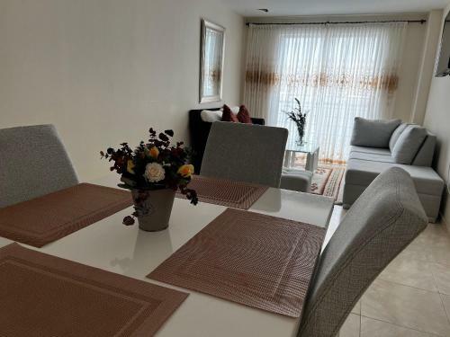 Apartamento Cerca Al Rio Y Complejo Deportivo