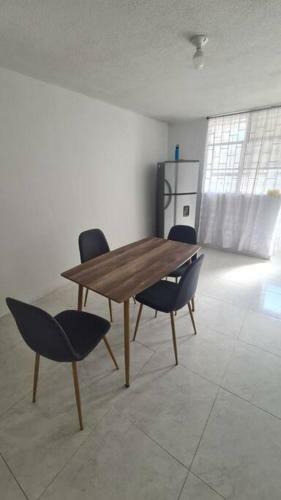 Apartamento C�modo Econ�mico Central