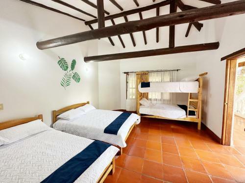 Posada Lo Nuestro - Hospedaje