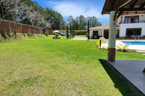 Villa Stvincent Elegant Residence Vistas Incre�bles Piscina