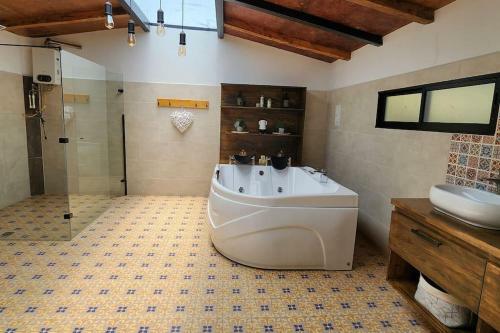 Villa Stvincent Elegant Residence Vistas Incre�bles Piscina