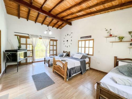 Aparthotel Los Lagos De Jas�