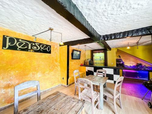 Aparthotel Los Lagos De Jas�