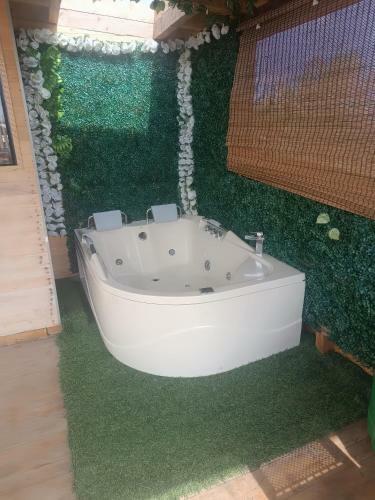 Caba�a Con Jacuzzi/zona Bbq Y Malla Catamar�n En Guarne