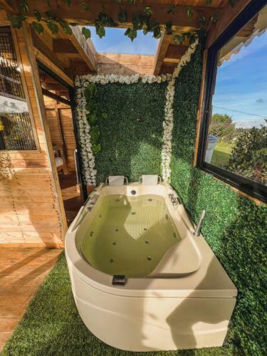 Caba�a Con Jacuzzi/zona Bbq Y Malla Catamar�n En Guarne