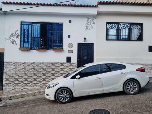 Apartamento Hostal Domi1949