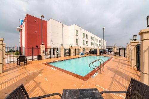 Motel 6 Laredo