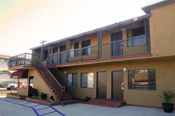 Posada Pacific Inn And Suites