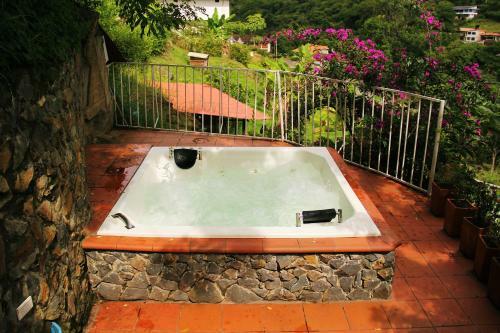 Villa Encantadora Caba�a Con Piscina Y Jacuzzi En San Gil