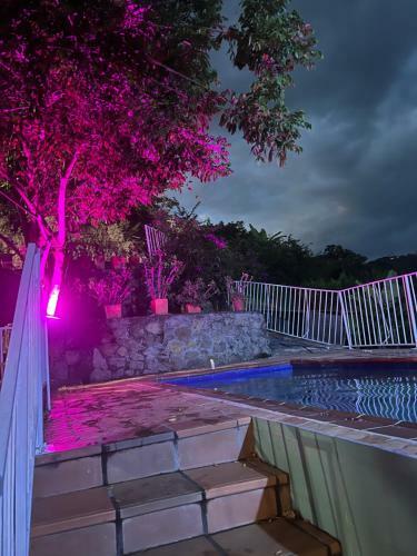 Villa Encantadora Caba�a Con Piscina Y Jacuzzi En San Gil