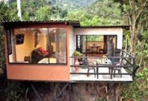 Inviting Mountain Chalet In San Francisco