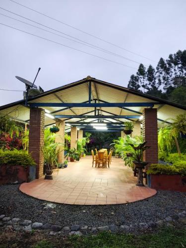 Agroturismo Hacienda La Riviera