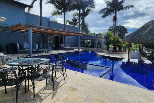 Villa Propiedad De Lujo En El Oriente