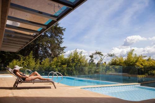 Apartment In Countryside With Hotel Services