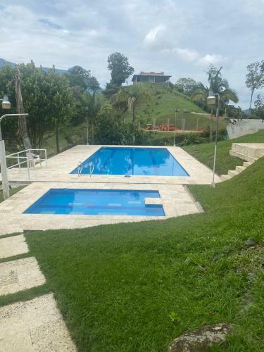 Hotel Hoster�a Blanco Y Negro