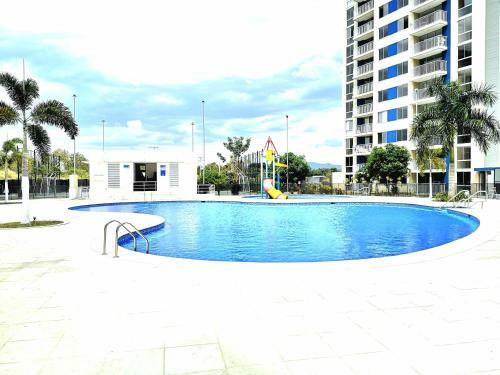 Espectacular Apartamento Wifi, Aa, Piscina Jacuzzi
