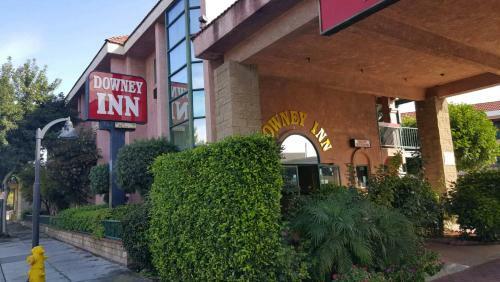 Hotel Downey Inn Luxury Suites