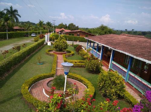 Agroturismo Horizonte Del Quind�o
