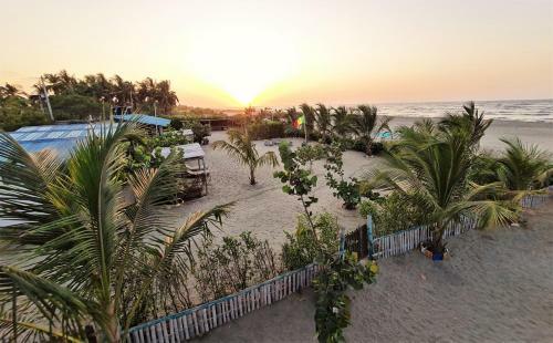 Hotel Chevere Beach Caba�as Sas