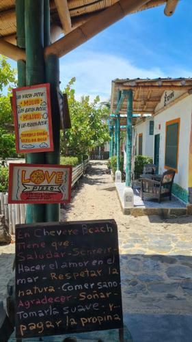 Hotel Chevere Beach Caba�as Sas
