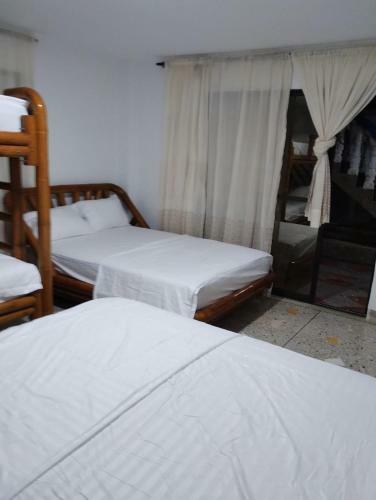 Villa Caba�a Tranquila: Piscina, Mar, Privacidad