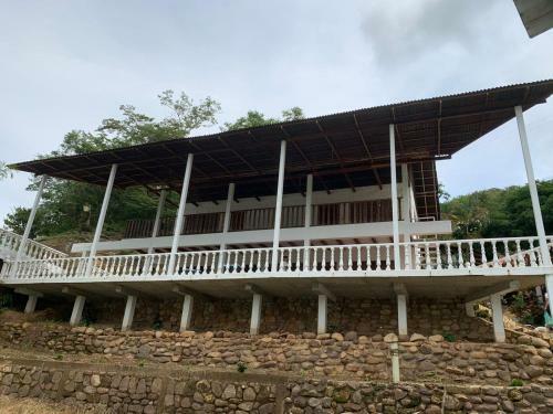Casa Isla En La Represa De Prado
