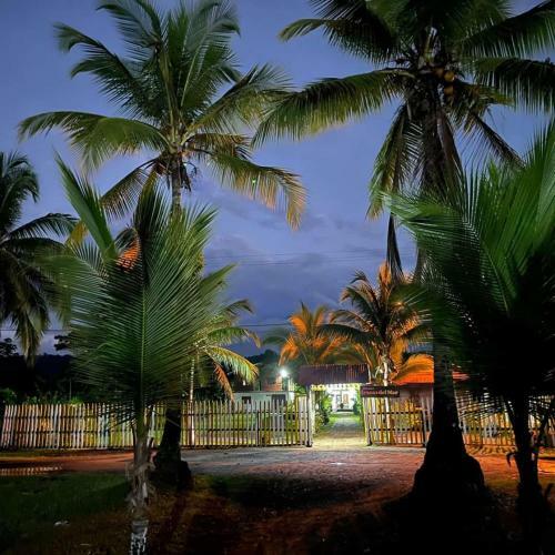 Hotel Caba�as Iracas Del Mar