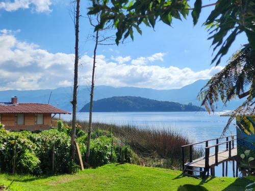 Caba�as Arco�ris Del Lago N� 2