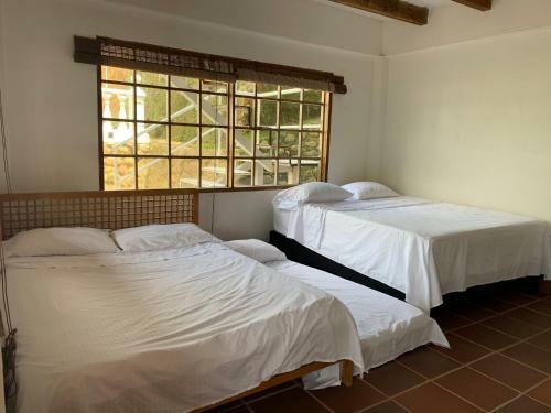 Hermosa Caba�a En Isla Privada Prado Tolima